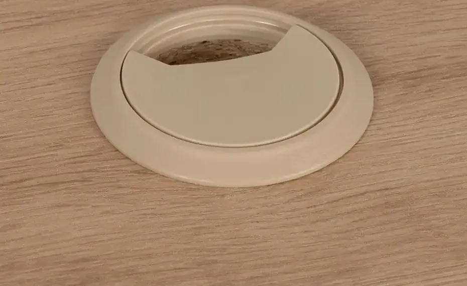 Eck-Schreibtisch