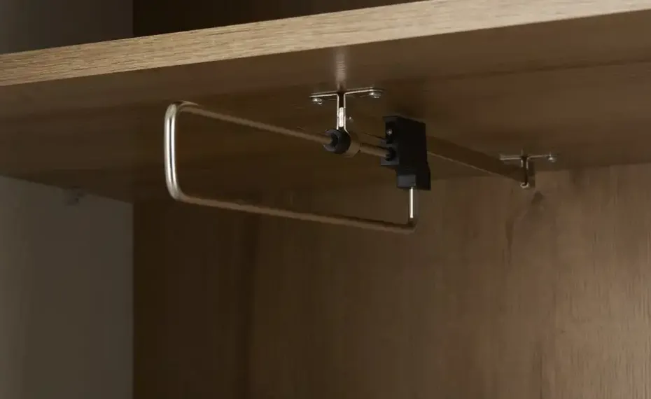 Garderobenschrank Telembi