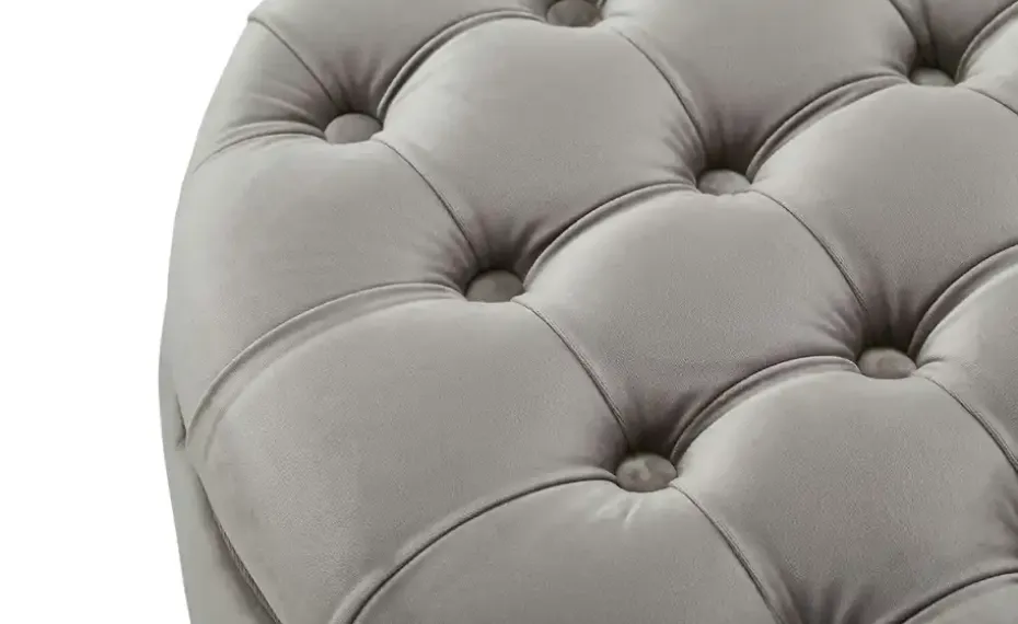Hocker mit Stauraum