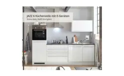 Küchenzeile mit E-Geräten