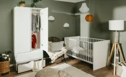 Kleiderschrank Image