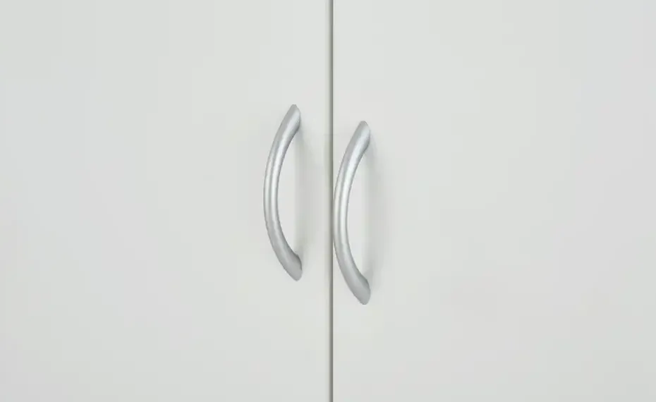 Kleiderschrank Case