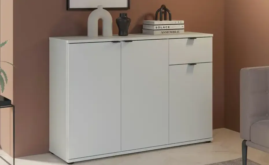 Sideboard Guamani