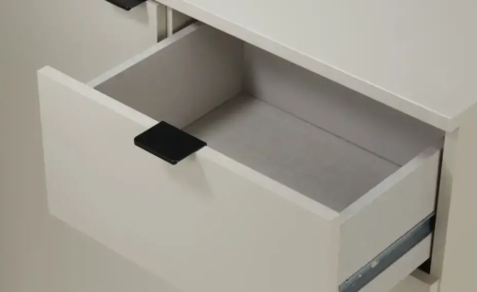 Sideboard Guamani