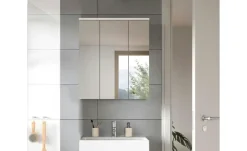 Spiegelschrank
